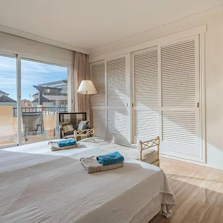 Amazing 4br Apart. Parking, Pool, Close To The Sea Marbella
