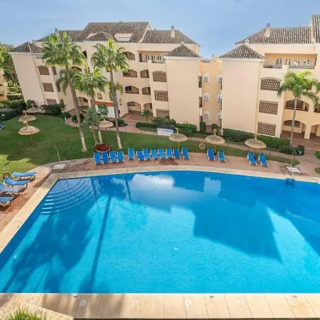 Amazing 4br Apart. Parking, Pool, Close To The Sea Marbella