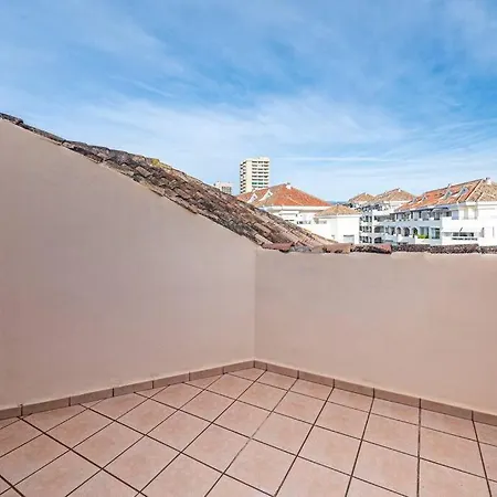 Apartment Amazing 4br Apart. Parking, Pool, Close To The Sea *